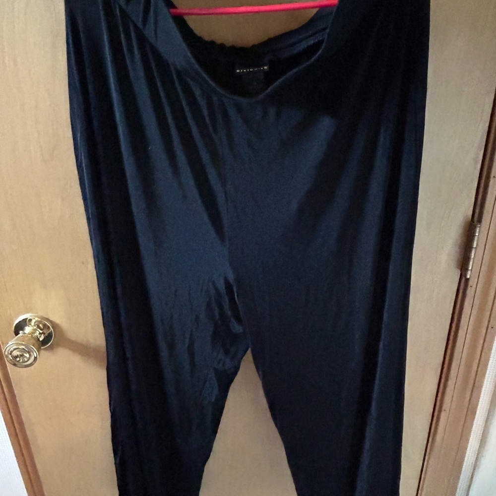 Black Women's Travel Pants